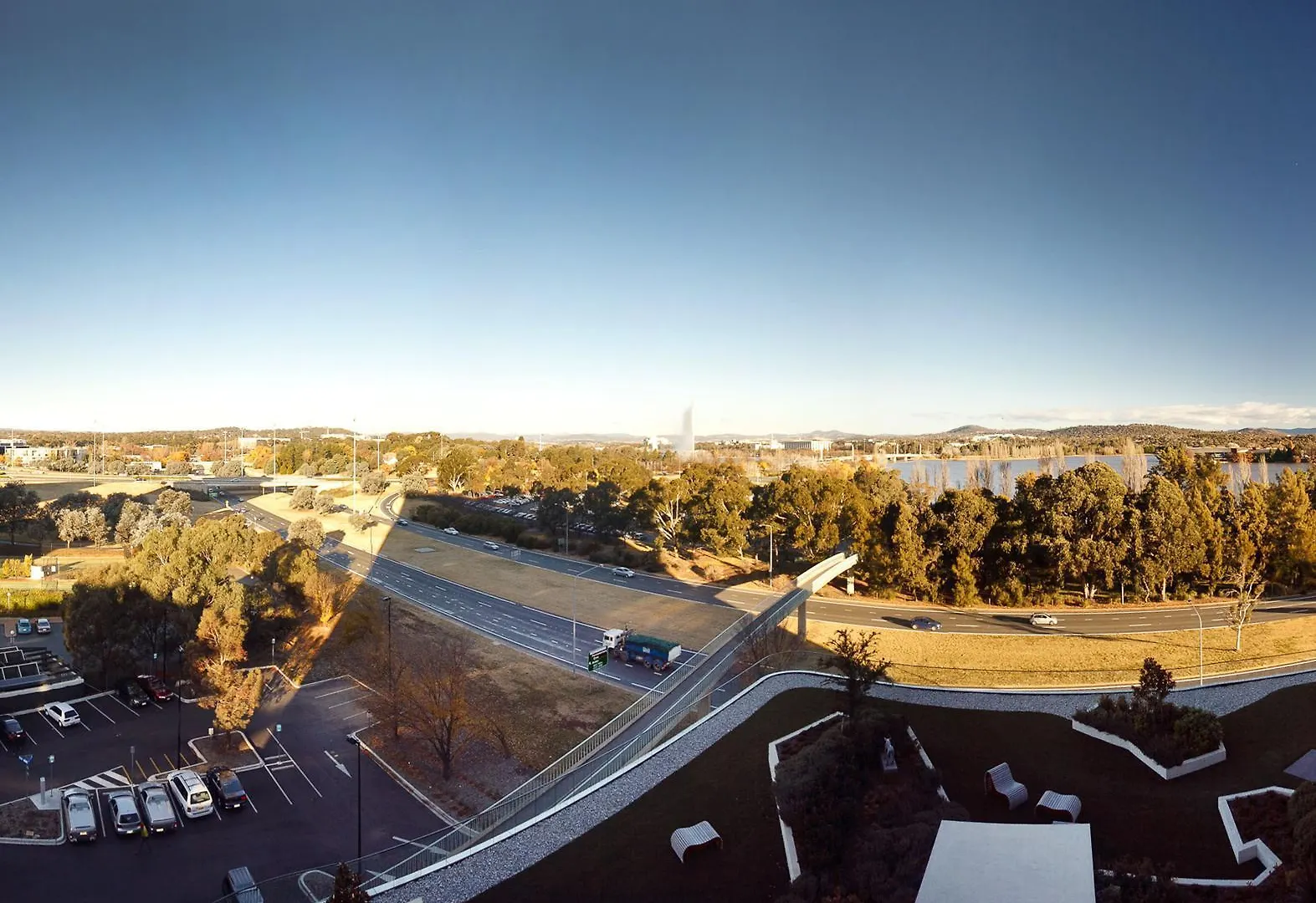 Aparthotel Lj Hooker Manuka Prestige Accommodation Canberra