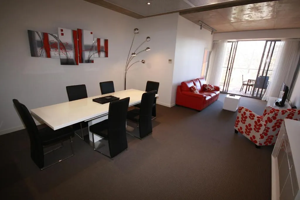 Lj Hooker Manuka Prestige Accommodation Canberra Aparthotel