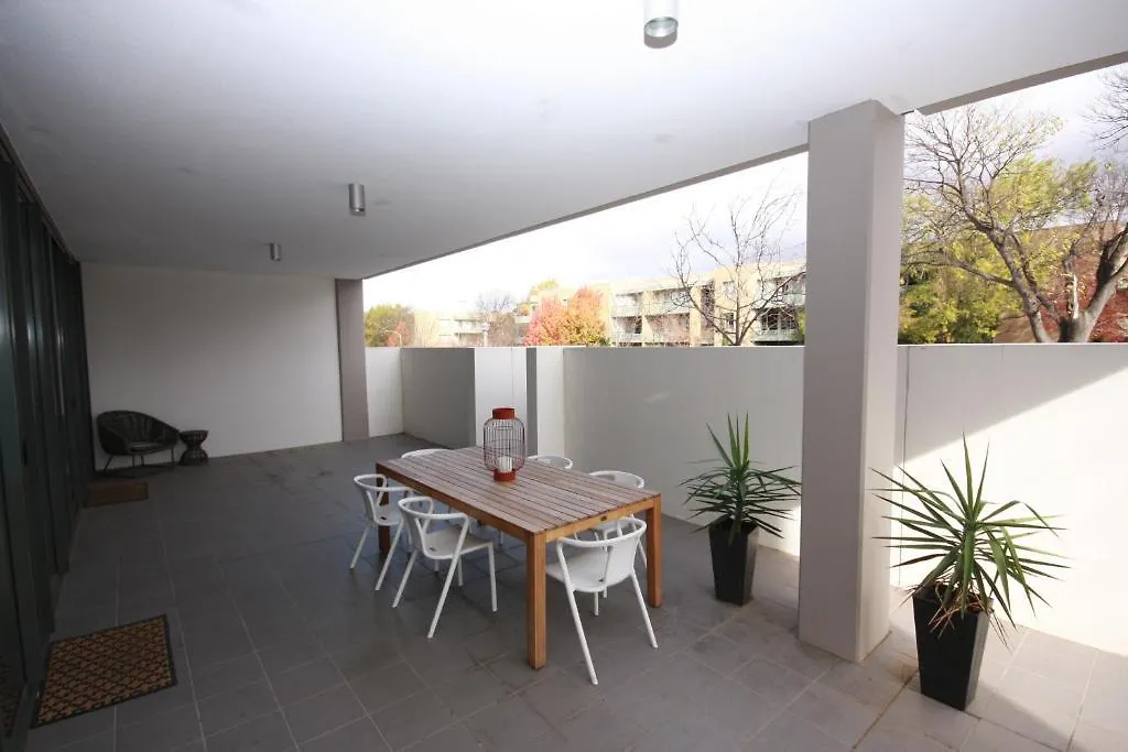 Aparthotel Lj Hooker Manuka Prestige Accommodation Canberra